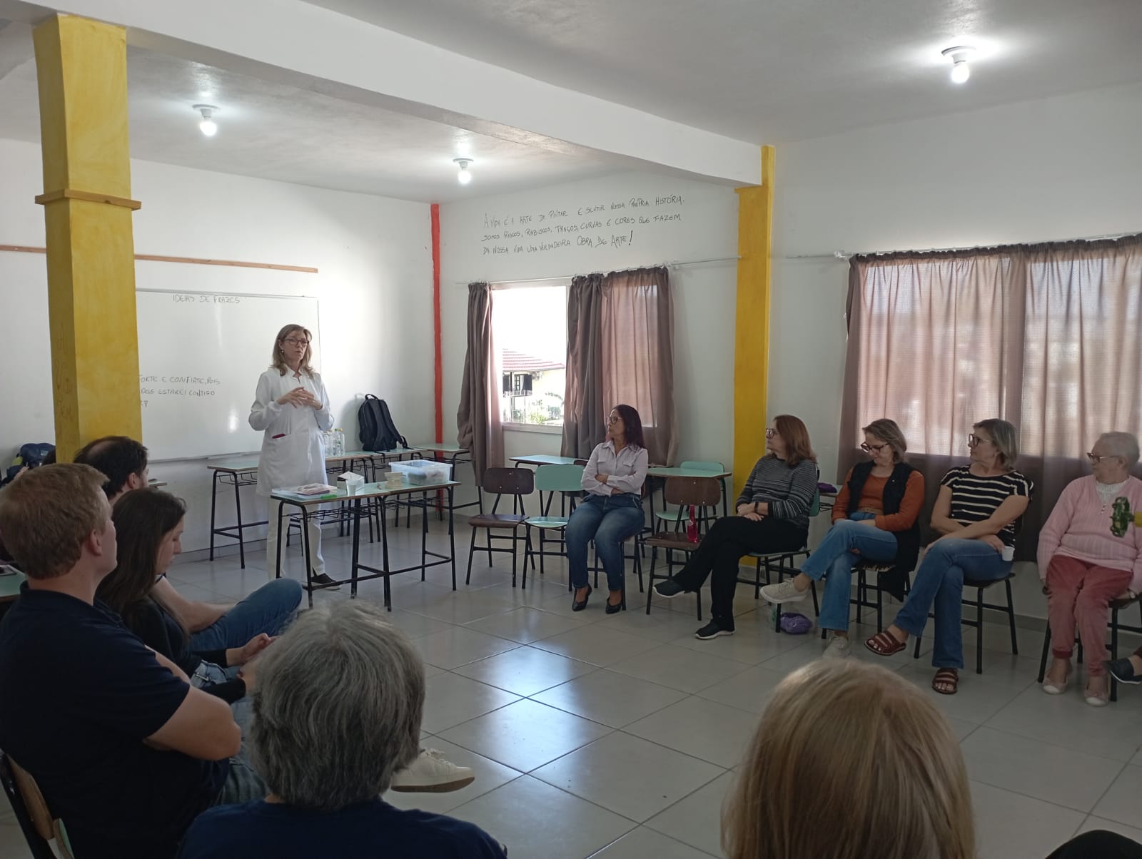 Equipe de saúde bucal de Nova Petrópolis oferece atendimento gratuito para prevenção do câncer de boca durante o Maio Vermelho