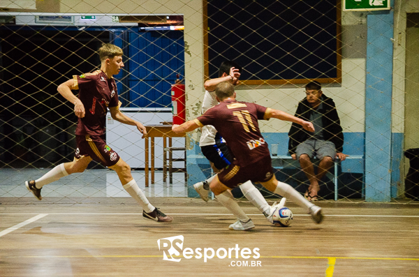 Partida entre Pouca Bola e Barão/Hamburgo termina empatada, enquanto Celtic busca recuperação na competição