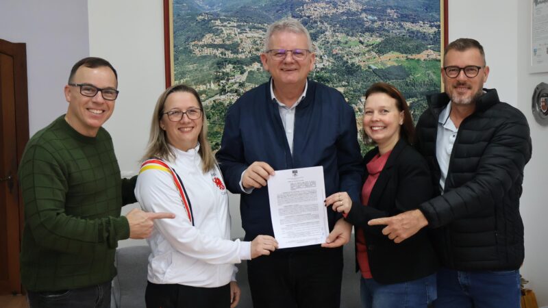 Prefeitura de Nova Petrópolis repassa R$ 37,9 mil para Associações de Pais e Mestres de três escolas