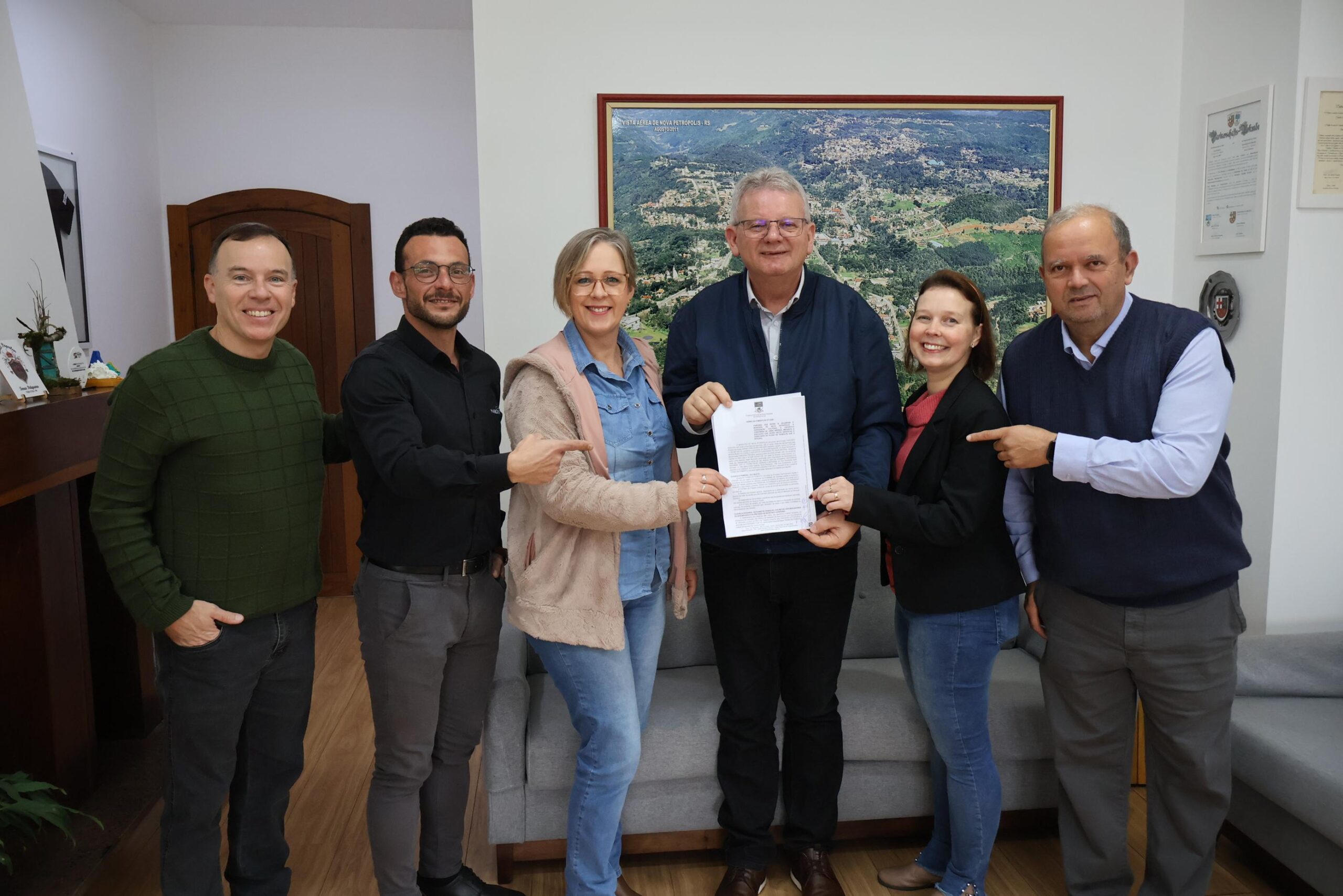 Linha Imperial: Sociedade Concórdia recebe recurso municipal para concluir reforma de linha de tiro