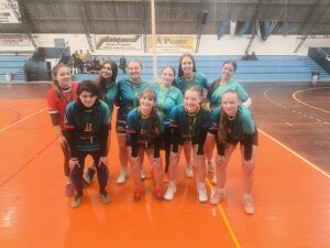 Campeao-Futsal-Juvenil-Feminino-Bom-Pastor-A-300x225 Conheça os campeões do futsal da 18ª Olimpíada Escolar Professor Geraldo Kolb