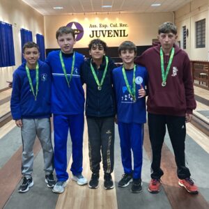 Campeao-Masculino-Escola-Pedro-Beck-Filho-e1784726926779-300x300 Escola Pedro Beck Filho vence XII Encontro de Polos de Bolão em Nova Petrópolis