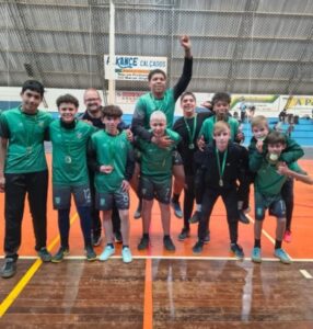 Campeao-Mirim-Masculino-Futsal-Escola-Augusto-Guilherme-Gaedicke-286x300 Conheça os campeões do futsal da 18ª Olimpíada Escolar Professor Geraldo Kolb
